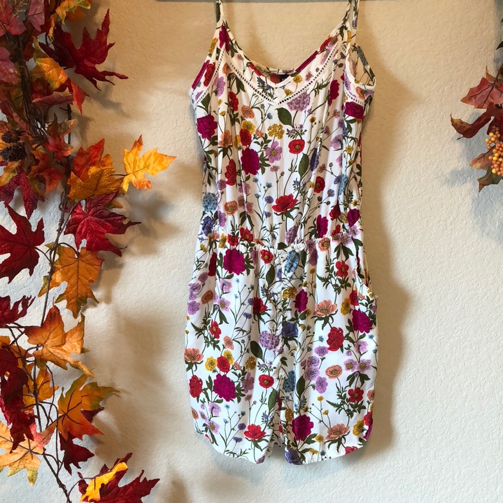 H&M | Floral romper ✨